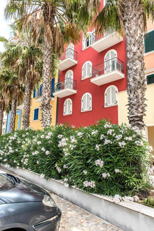 P010 - Porto Recanati, Nuovo Monolocale Fronte Mare エクステリア 写真