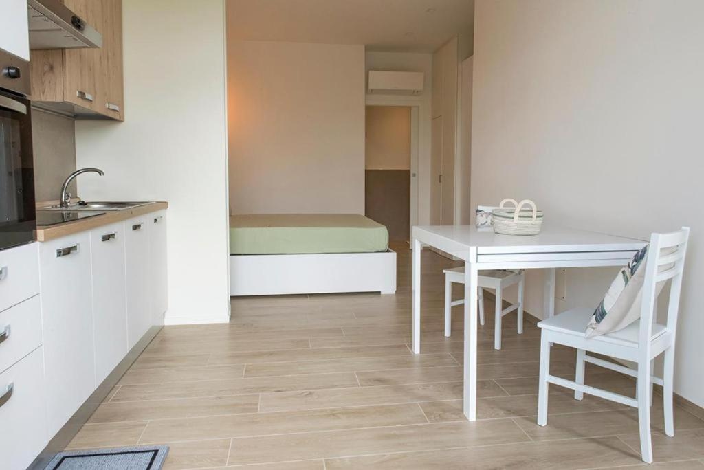 P010 - Porto Recanati, Nuovo Monolocale Fronte Mare エクステリア 写真